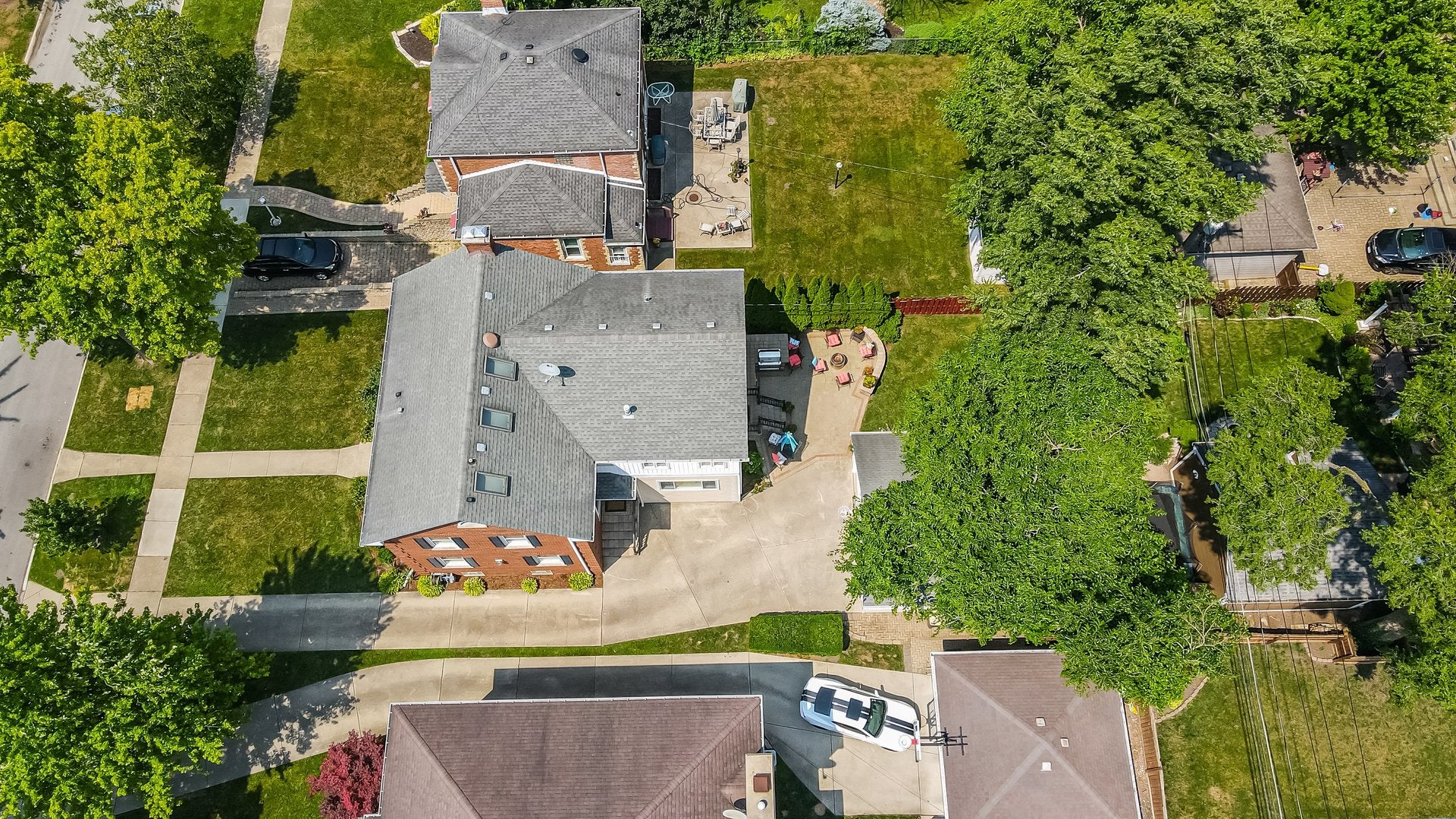 Park Ridge, Illinois, 60068, United States, 5 Bedrooms Bedrooms, ,5 BathroomsBathrooms,Residential,Active,1926710