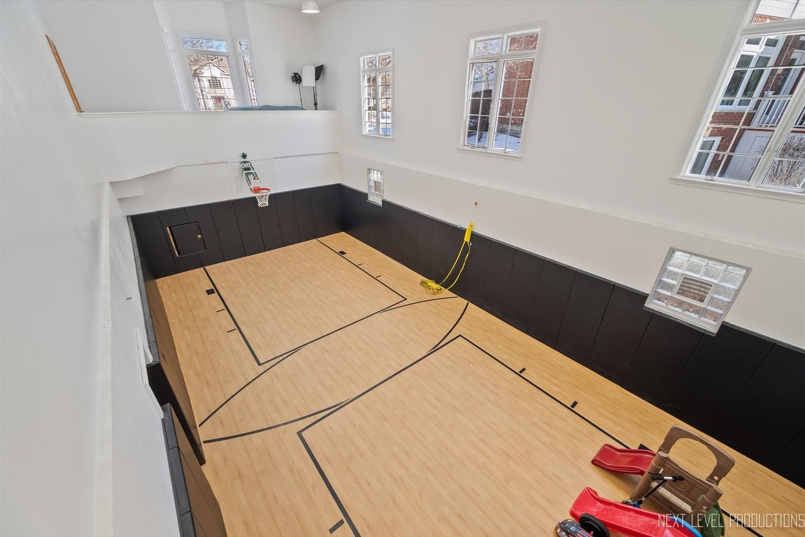 St. Charles, Illinois, 60174, United States, ,6 BathroomsBathrooms,Residential,Active,1703265