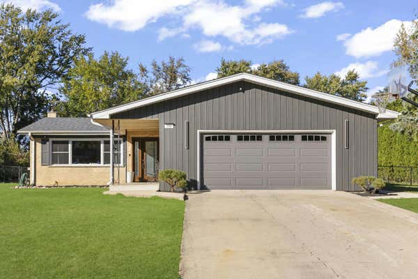 100 W MONTEREY AVE, SCHAUMBURG, IL 60193 - Image 1