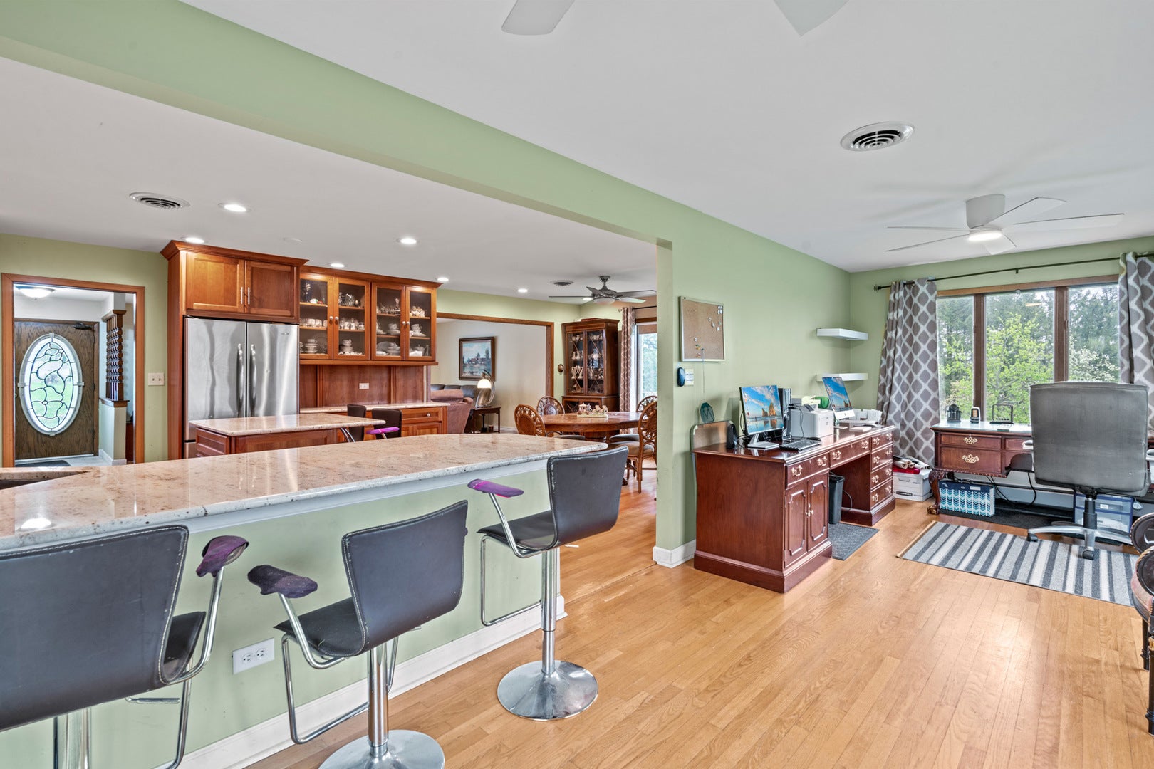 Wauconda, Illinois, 60084, United States, 3 Bedrooms Bedrooms, ,3 BathroomsBathrooms,Residential,Active,1798086