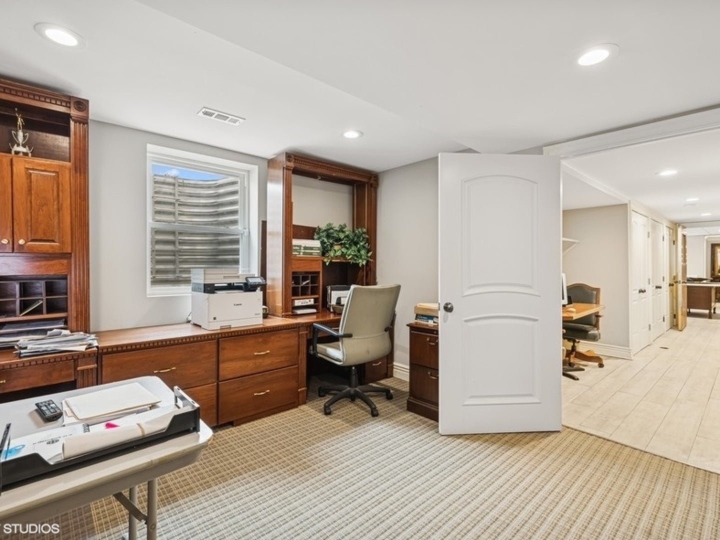 Barrington Hills, Illinois, 60010, United States, 6 Bedrooms Bedrooms, ,4 BathroomsBathrooms,Residential,Active,1987255