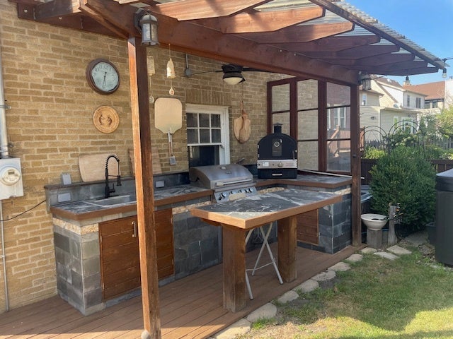 Oak Park, Illinois, 60302, United States, 5 Bedrooms Bedrooms, ,6 BathroomsBathrooms,Residential,Active,1953721