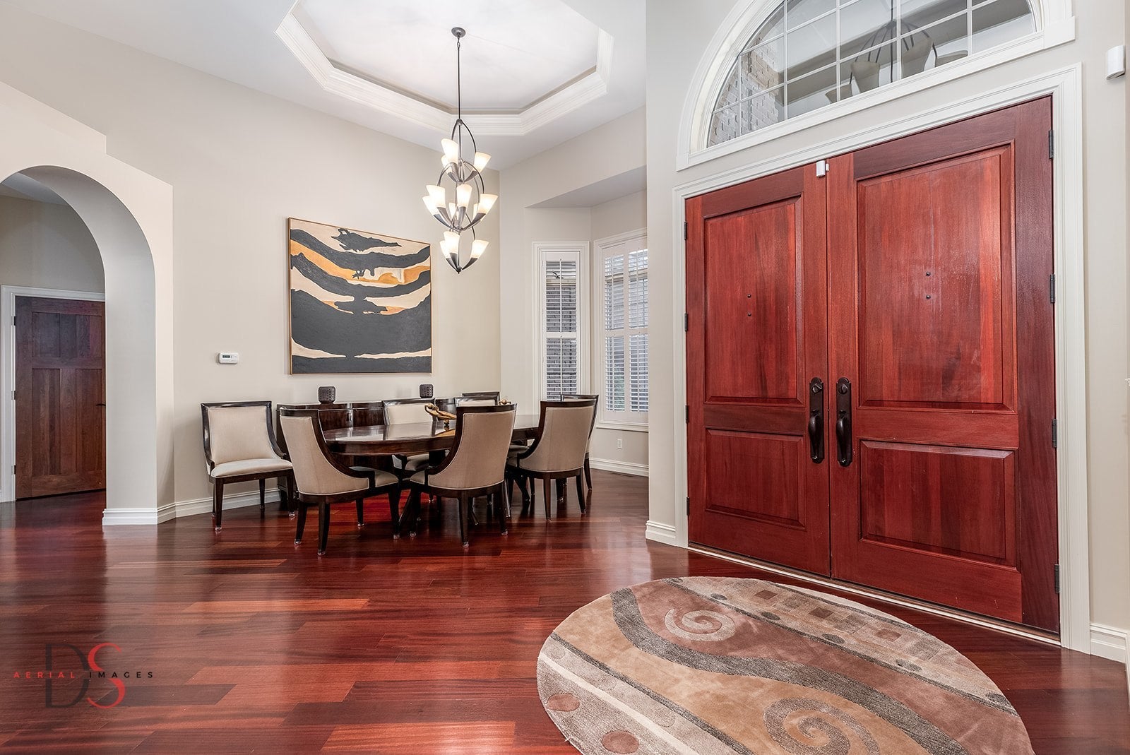 Ottawa, Illinois, 61350, United States, 4 Bedrooms Bedrooms, ,5 BathroomsBathrooms,Residential,Active,1953408