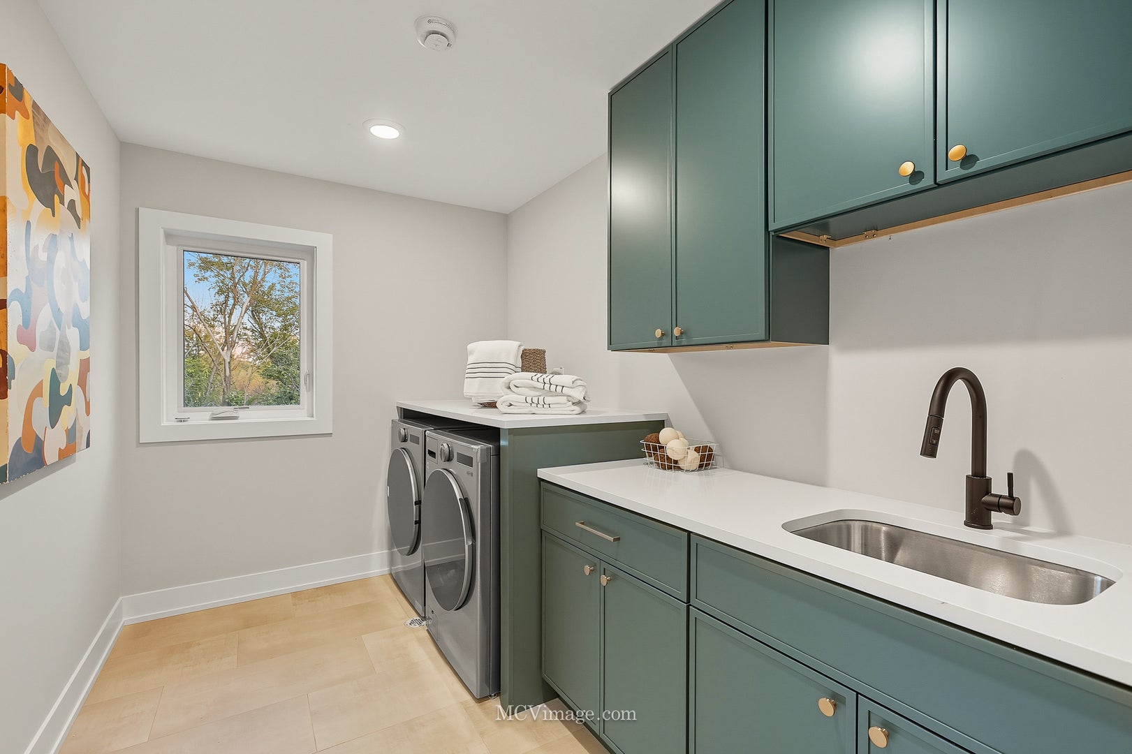 Lombard, Illinois, 60148, United States, 4 Bedrooms Bedrooms, ,4 BathroomsBathrooms,Residential,Active,1959972