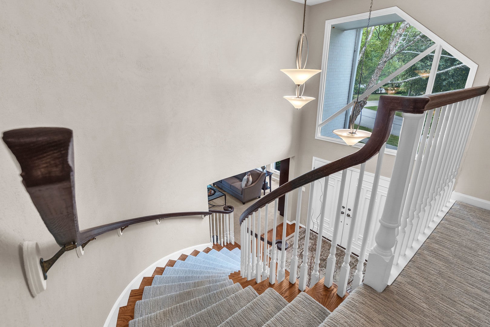 Buffalo Grove, Illinois, 60089, United States, 5 Bedrooms Bedrooms, ,5 BathroomsBathrooms,Residential,Active,1922274