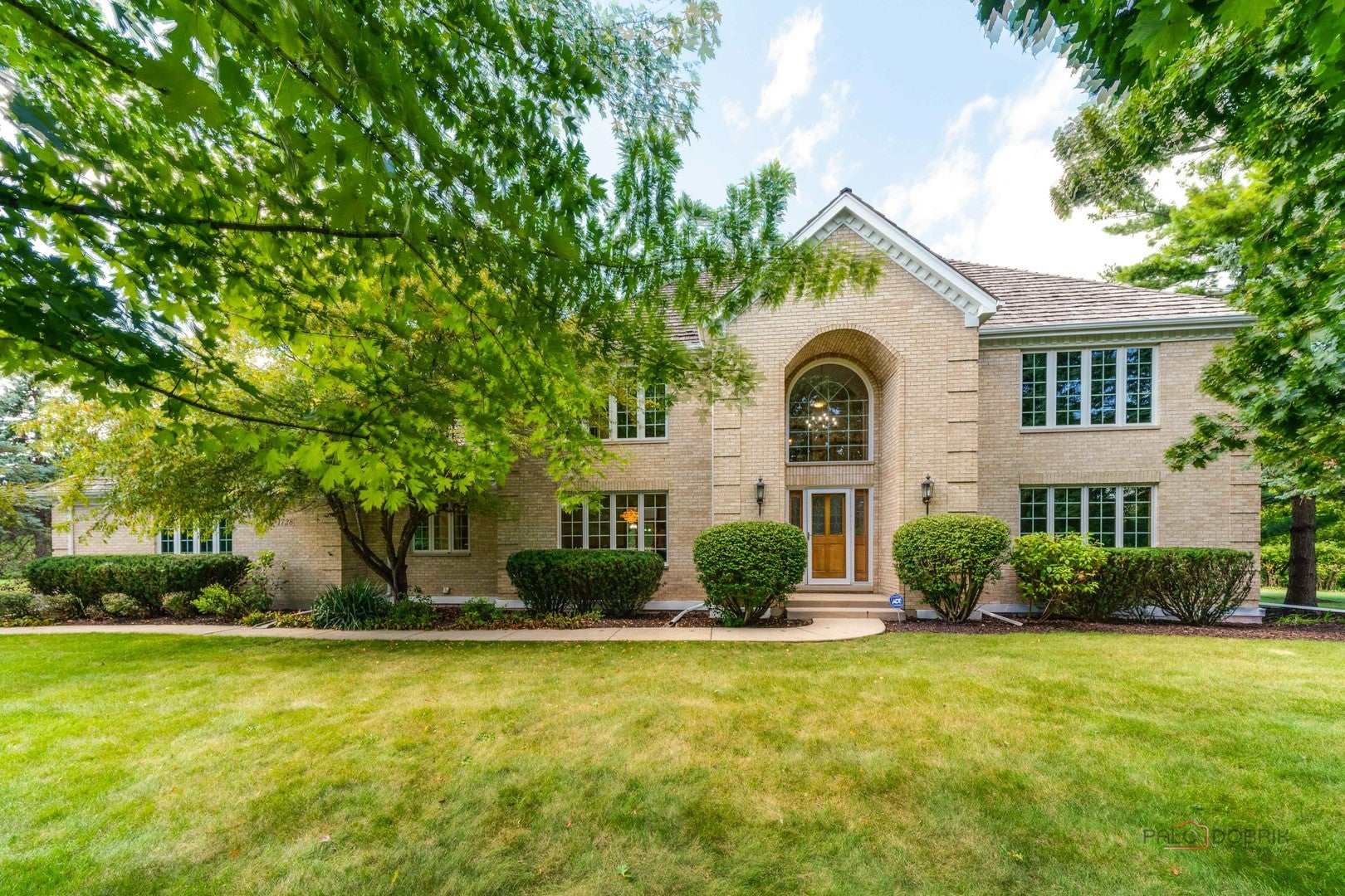 Long Grove, Illinois, 60047, United States, 4 Bedrooms Bedrooms, ,5 BathroomsBathrooms,Residential,Active,1941363