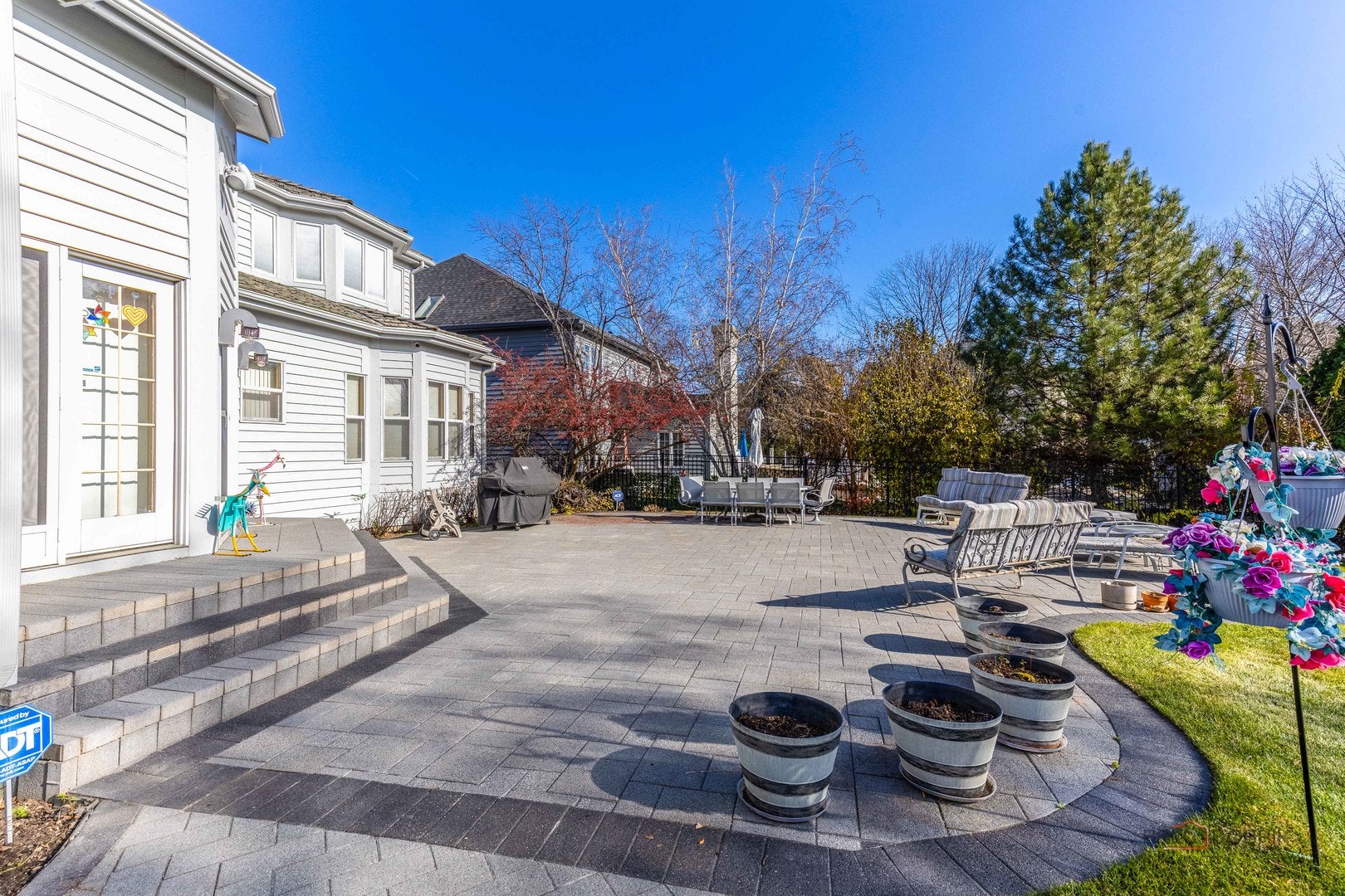 Buffalo Grove, Illinois, 60089, United States, 5 Bedrooms Bedrooms, ,4 BathroomsBathrooms,Residential,Active,2007181