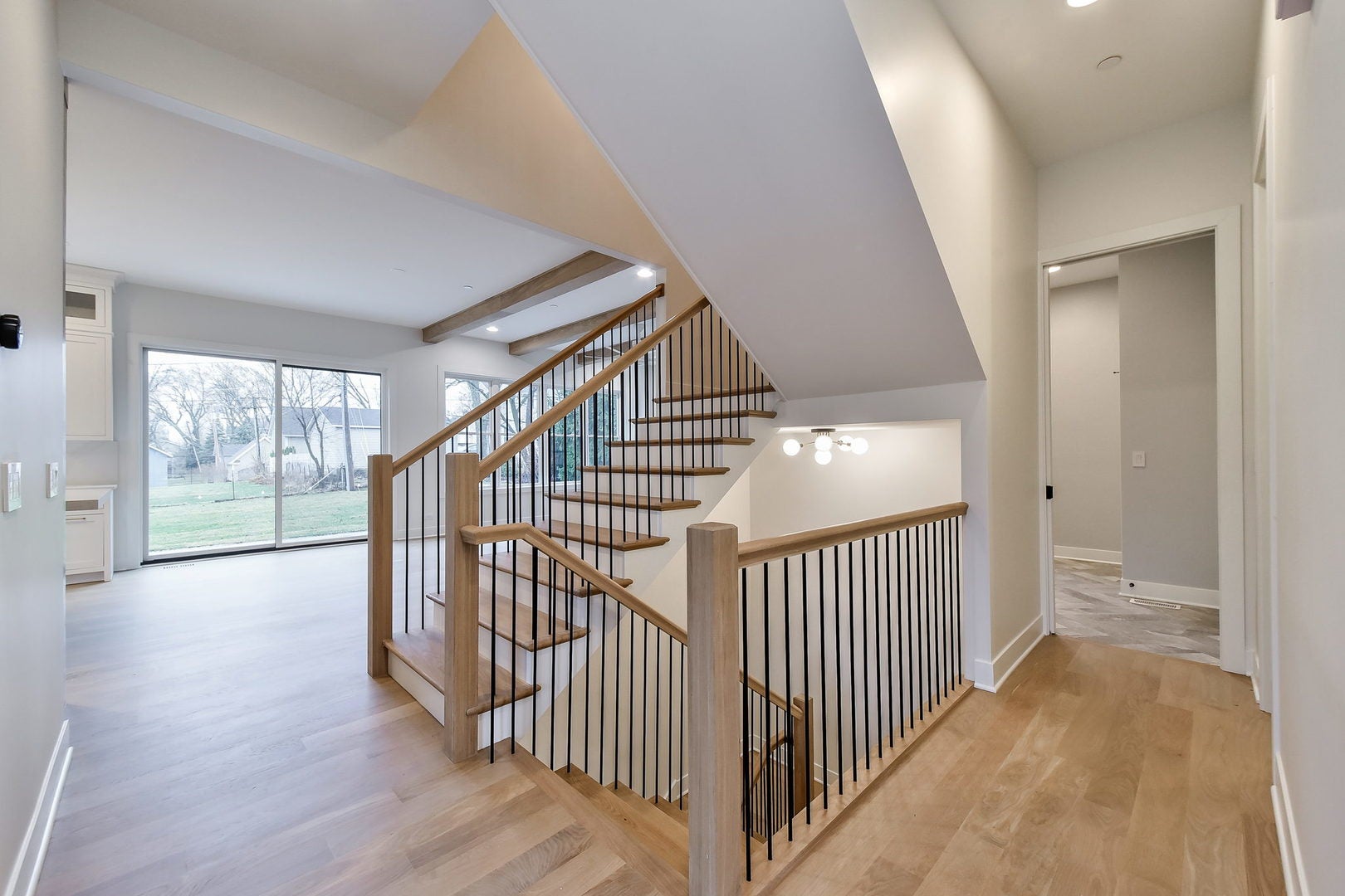 West Chicago, Illinois, 60185, United States, 4 Bedrooms Bedrooms, ,4 BathroomsBathrooms,Residential,Active,1986917