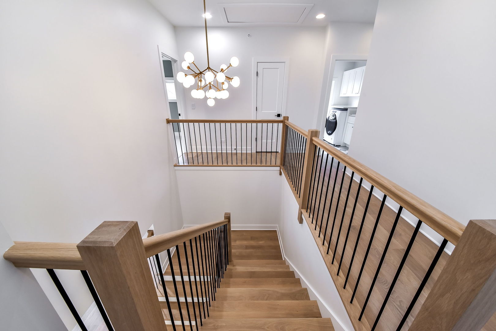 West Chicago, Illinois, 60185, United States, 4 Bedrooms Bedrooms, ,4 BathroomsBathrooms,Residential,Active,1986917