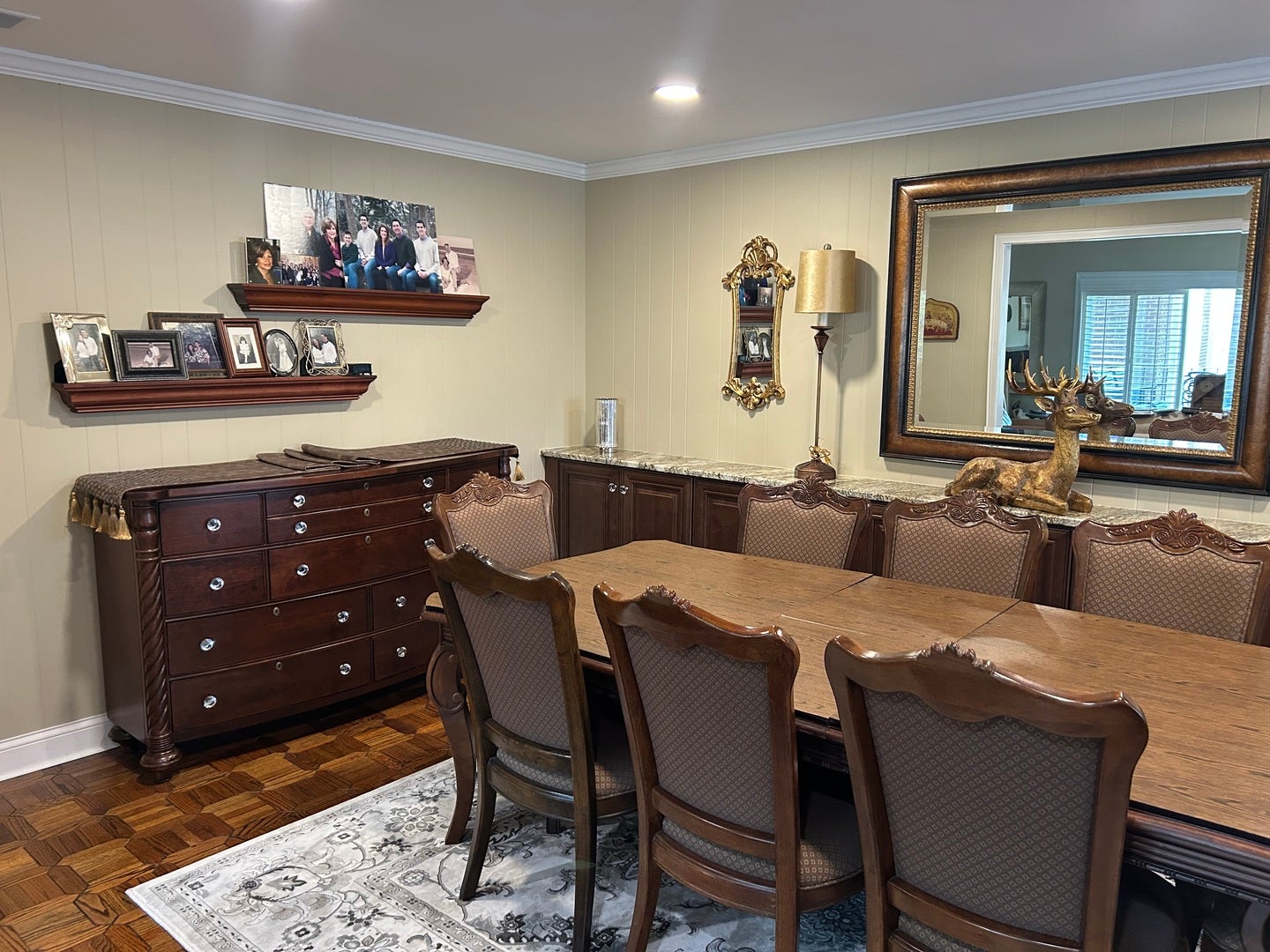 Oak Brook, Illinois, 60523, United States, 2 Bedrooms Bedrooms, ,2 BathroomsBathrooms,Residential,Active,2028166