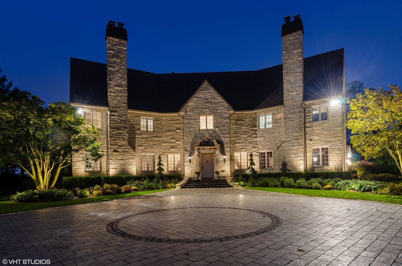 Wheaton, Illinois, 60189, United States, 5 Bedrooms Bedrooms, ,7 BathroomsBathrooms,Residential,Active,1764117