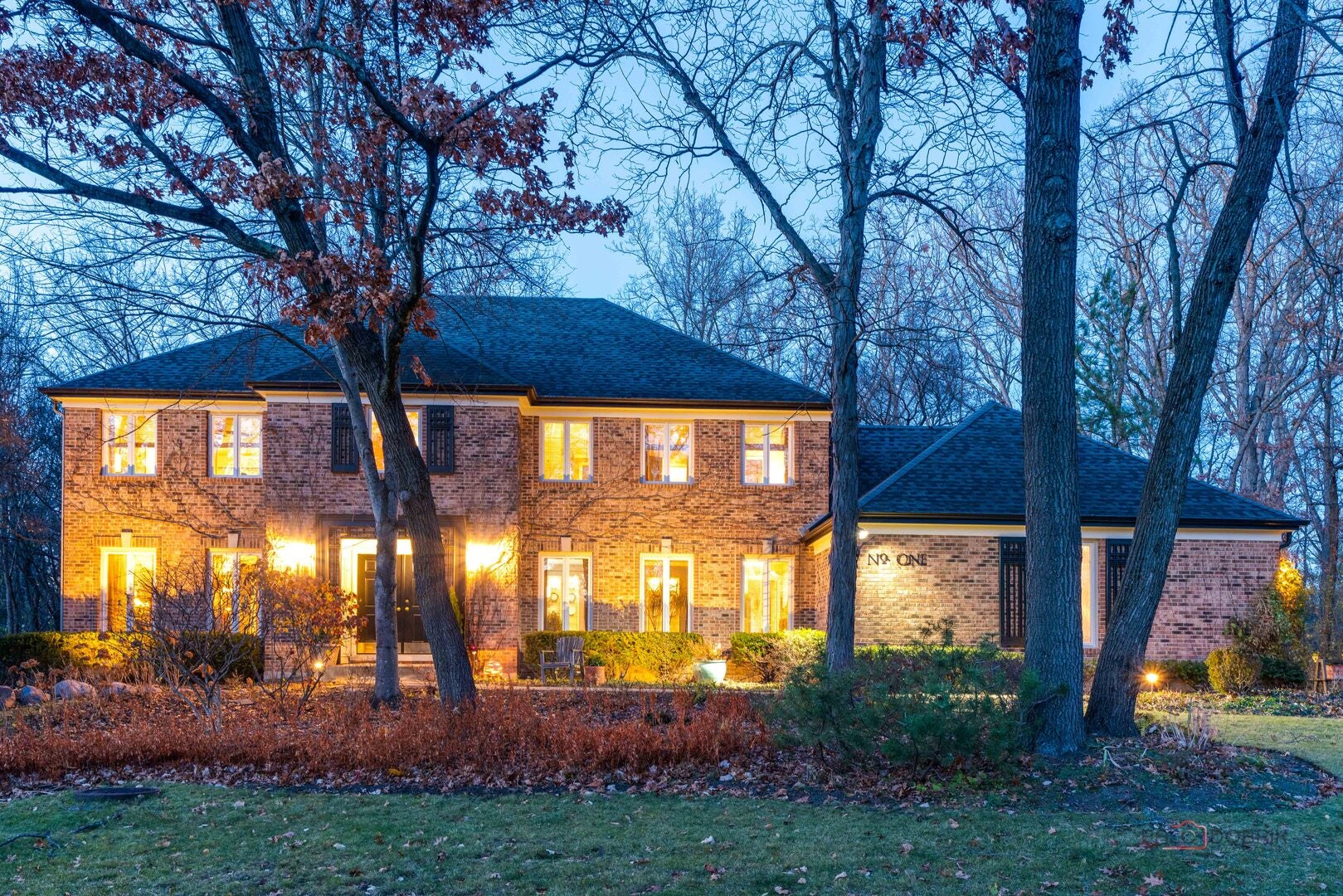 Lincolnshire, Illinois, 60045, United States, 4 Bedrooms Bedrooms, ,3 BathroomsBathrooms,Residential,Pending,2007251