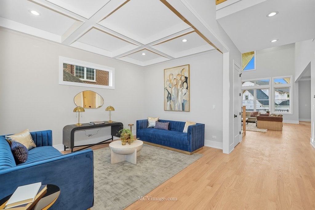 Lemont, Illinois, 60439, United States, 5 Bedrooms Bedrooms, ,6 BathroomsBathrooms,Residential,Active,1954005