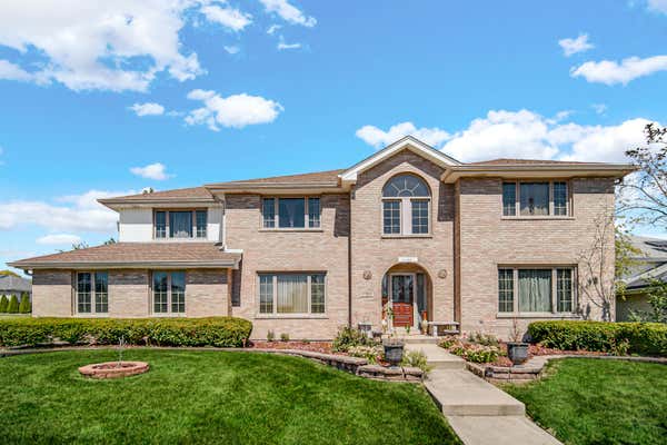 11762 CAMELOT LN, ORLAND PARK, IL 60467 - Image 1