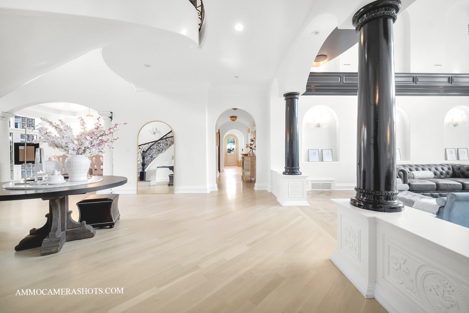 South Barrington, Illinois, 60010, United States, 5 Bedrooms Bedrooms, ,7 BathroomsBathrooms,Residential,Active,1960172