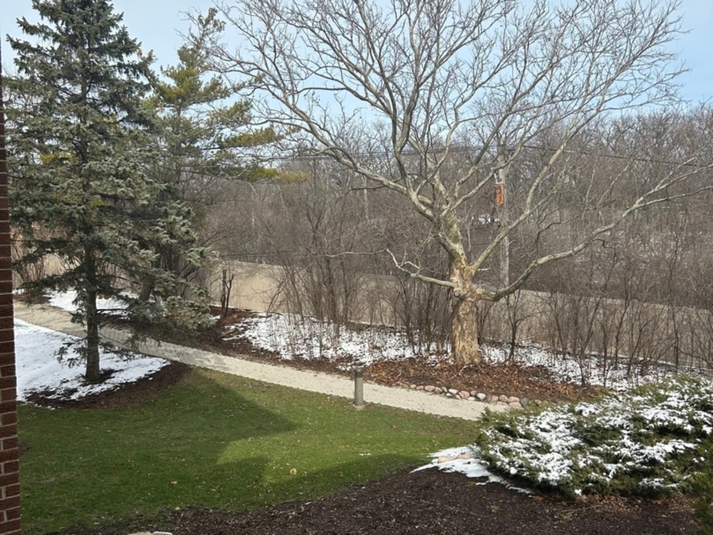 Oak Brook, Illinois, 60523, United States, 2 Bedrooms Bedrooms, ,2 BathroomsBathrooms,Residential,Active,2028166