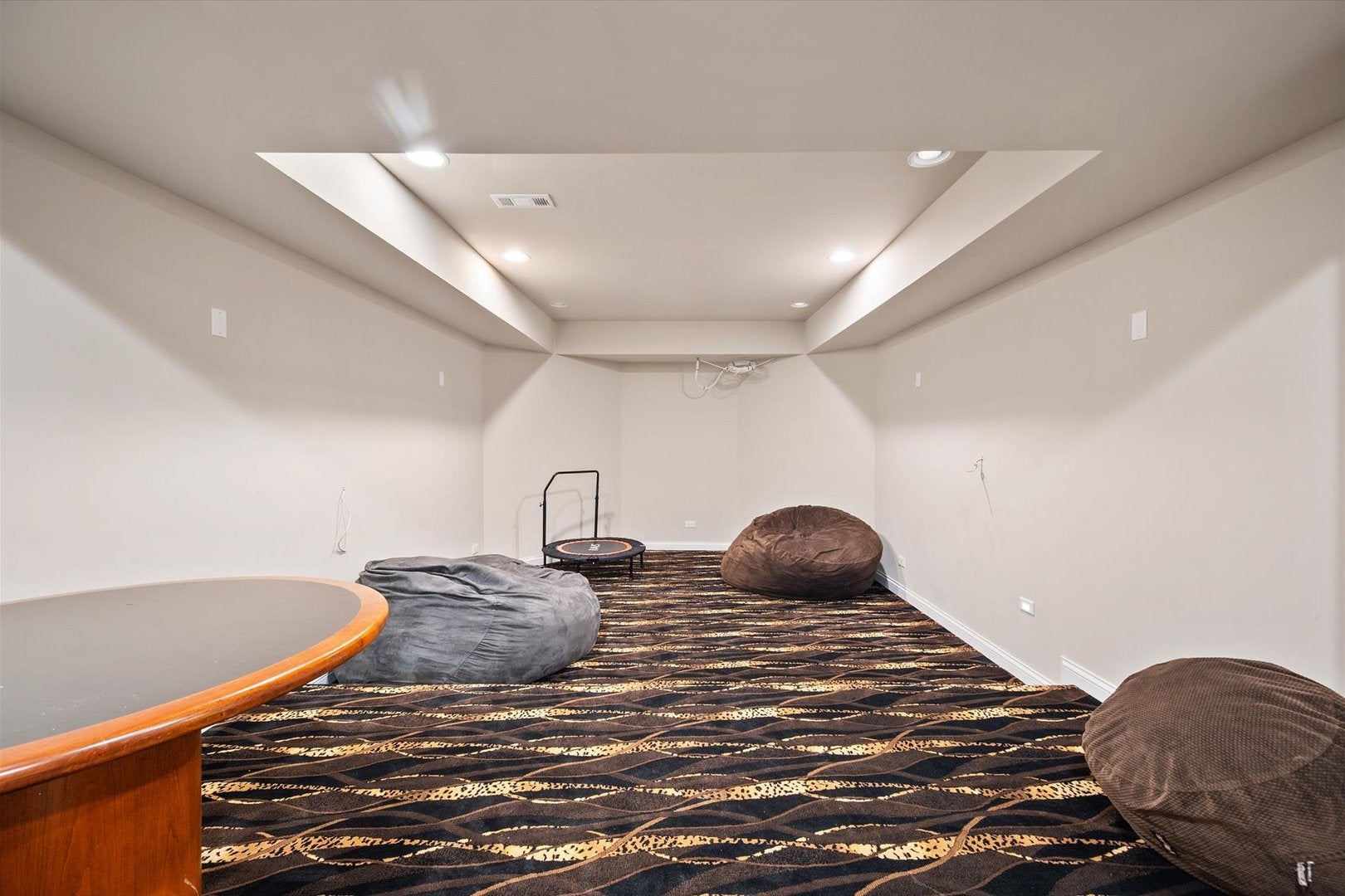 Geneva, Illinois, 60134, United States, 5 Bedrooms Bedrooms, ,7 BathroomsBathrooms,Residential,Active,1971016