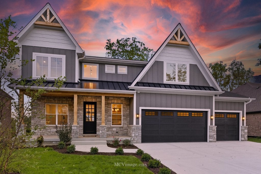 Lemont, Illinois, 60439, United States, 5 Bedrooms Bedrooms, ,6 BathroomsBathrooms,Residential,Active,1954005