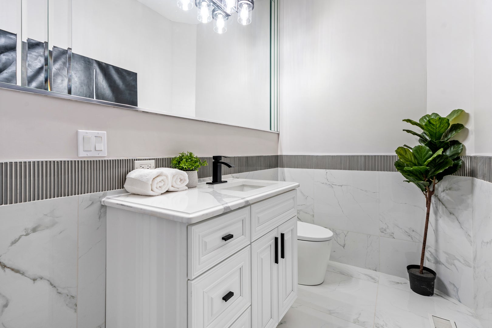 Frankfort, Illinois, 60423, United States, 7 Bedrooms Bedrooms, ,9 BathroomsBathrooms,Residential,Active,1945054