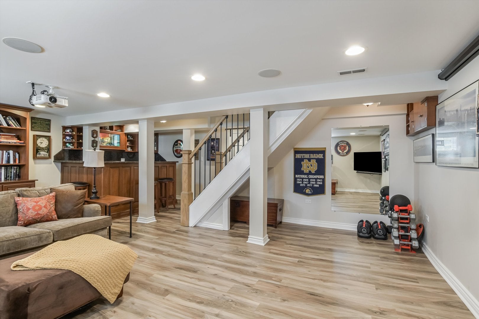 Park Ridge, Illinois, 60068, United States, 5 Bedrooms Bedrooms, ,5 BathroomsBathrooms,Residential,Active,1926710