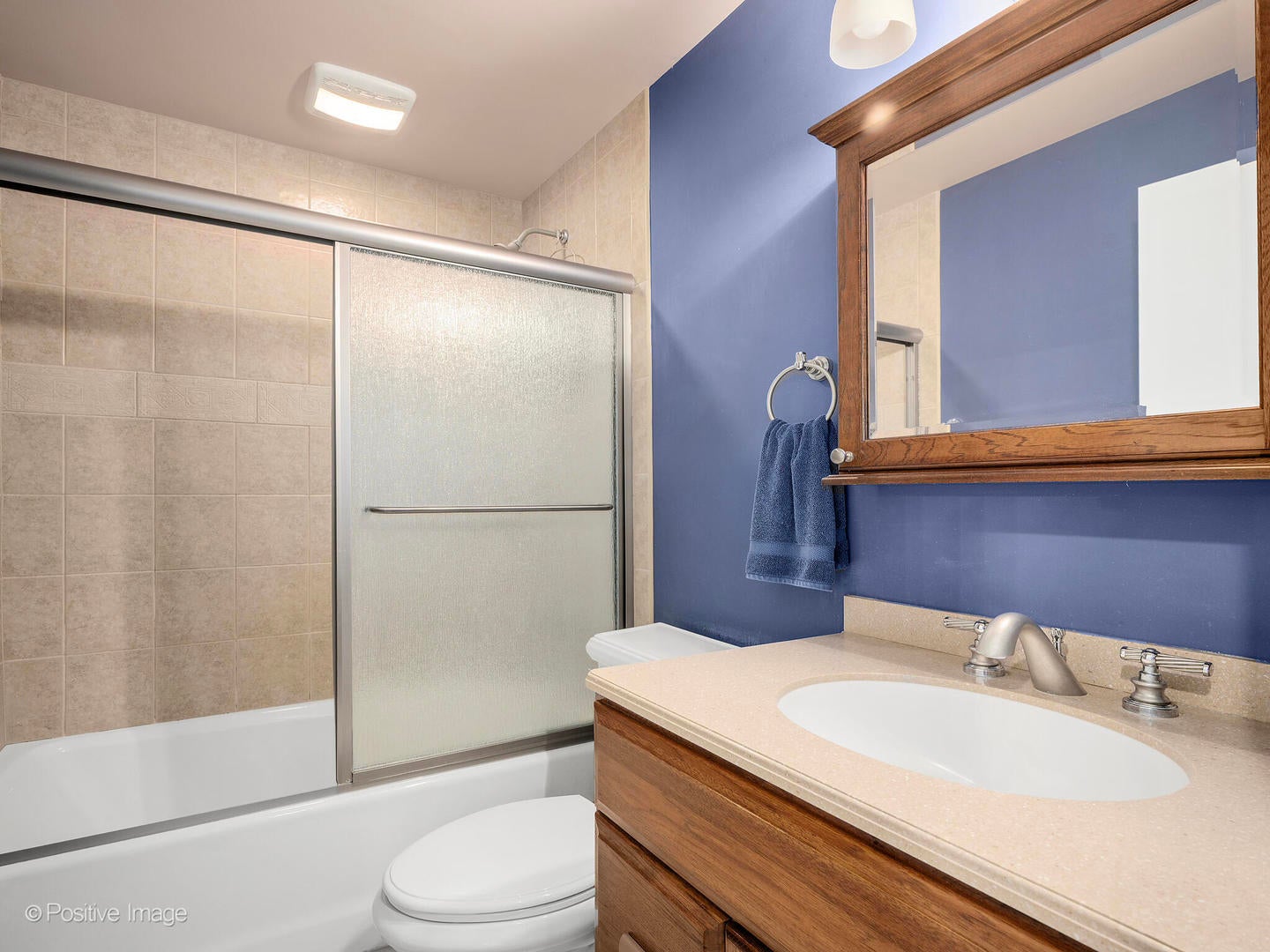 West Chicago, Illinois, 60185, United States, 6 Bedrooms Bedrooms, ,5 BathroomsBathrooms,Residential,Active,1904187