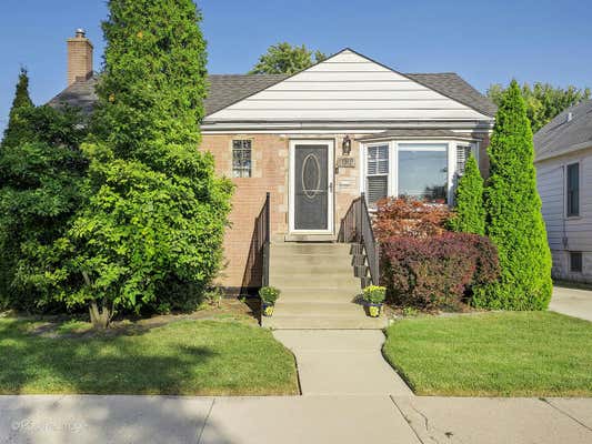 4121 VERNON AVE, BROOKFIELD, IL 60513 - Image 1