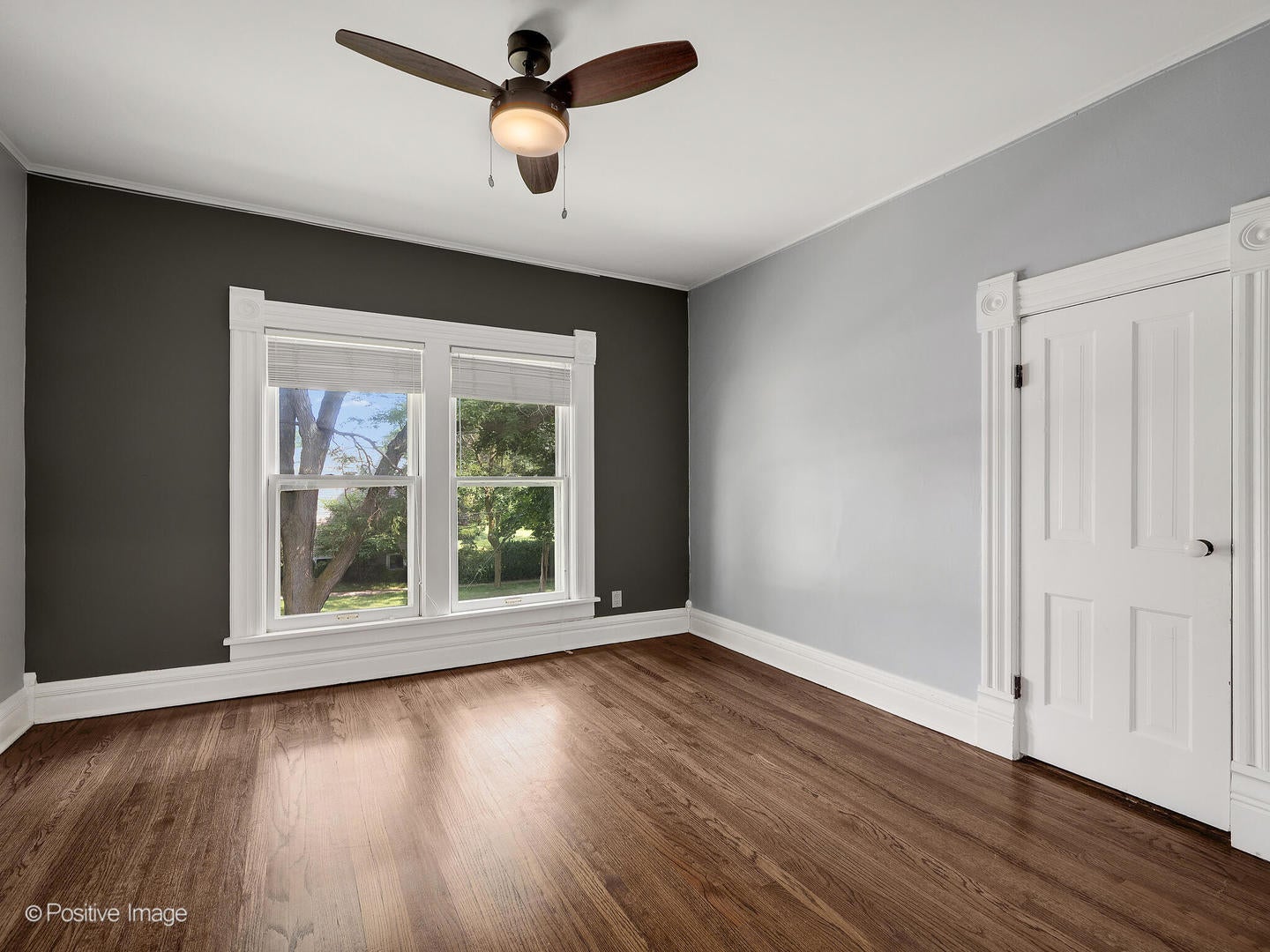 Wheaton, Illinois, 60187, United States, 4 Bedrooms Bedrooms, ,3 BathroomsBathrooms,Residential,Active,1922330