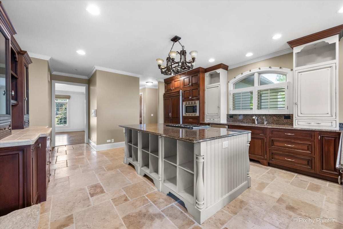 Lakewood, Illinois, 60014, United States, 3 Bedrooms Bedrooms, ,5 BathroomsBathrooms,Residential,Active,1968099