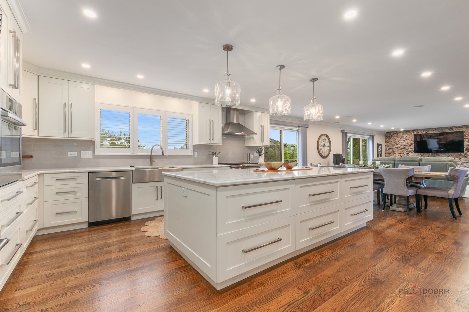 Long Grove, Illinois, 60047, United States, 4 Bedrooms Bedrooms, ,4 BathroomsBathrooms,Residential,Active,2010527