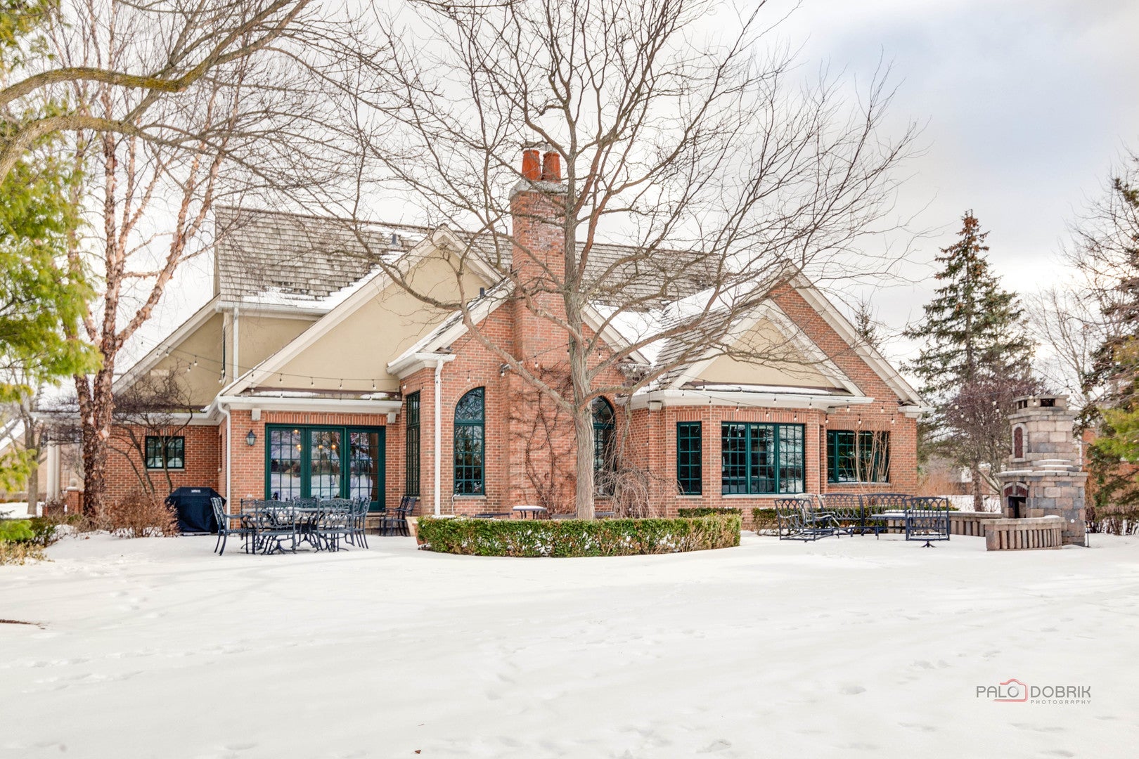 Lake Forest, Illinois, 60045, United States, 5 Bedrooms Bedrooms, ,5 BathroomsBathrooms,Residential,Contingent,2015476