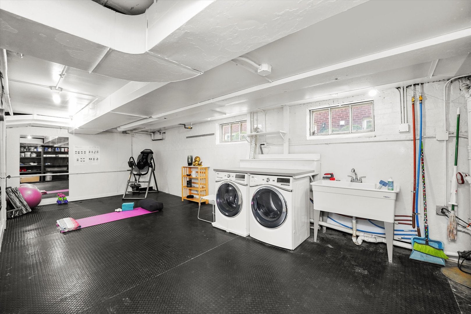 Oak Park, Illinois, 60302, United States, 5 Bedrooms Bedrooms, ,6 BathroomsBathrooms,Residential,Active,1953721