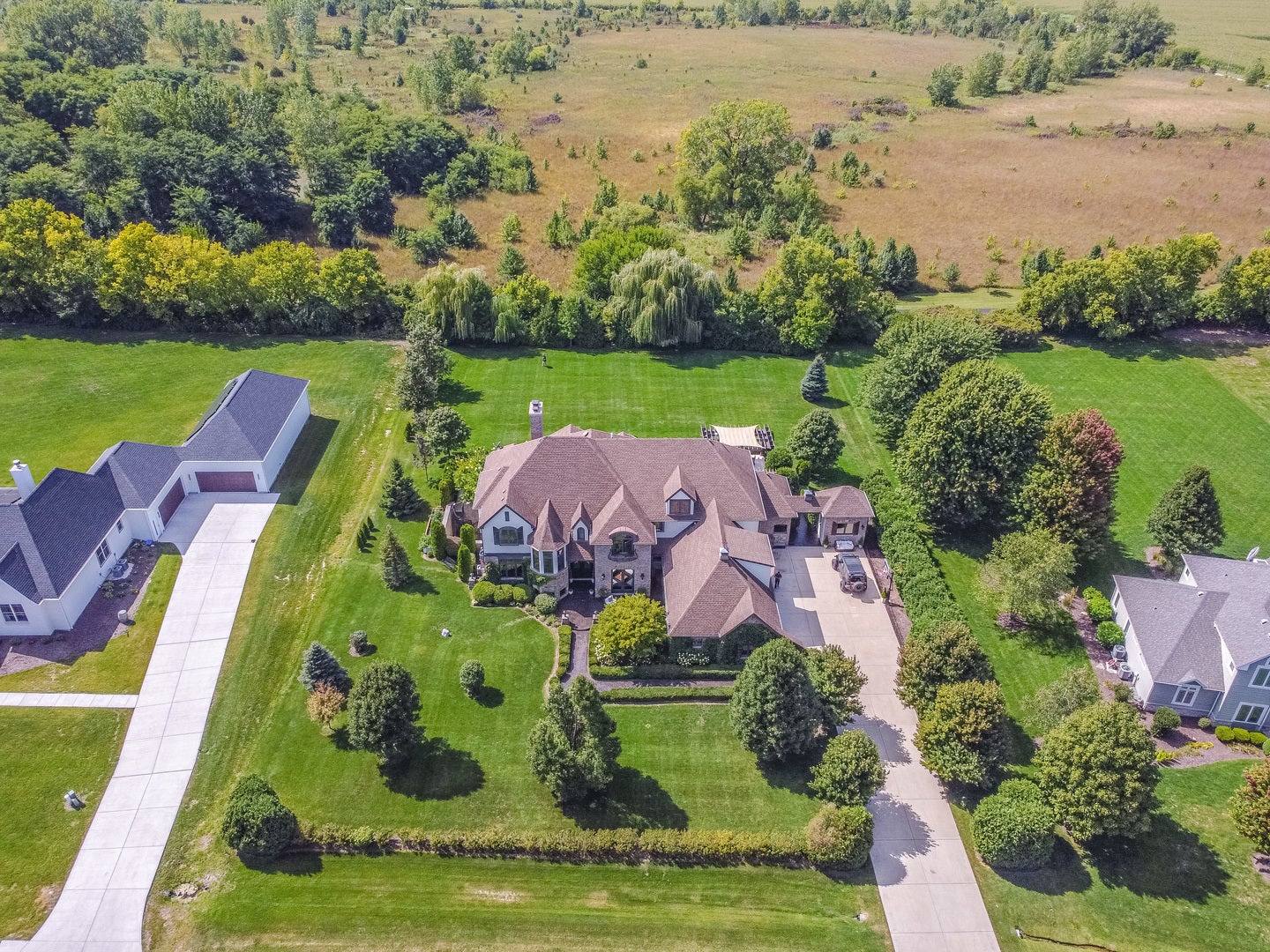 Oswego, Illinois, 60543, United States, 5 Bedrooms Bedrooms, ,7 BathroomsBathrooms,Residential,Active,1936626