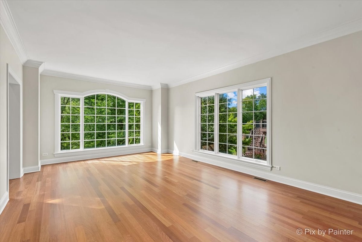 St. Charles, Illinois, 60175, United States, 5 Bedrooms Bedrooms, ,5 BathroomsBathrooms,Residential,Active,1959536