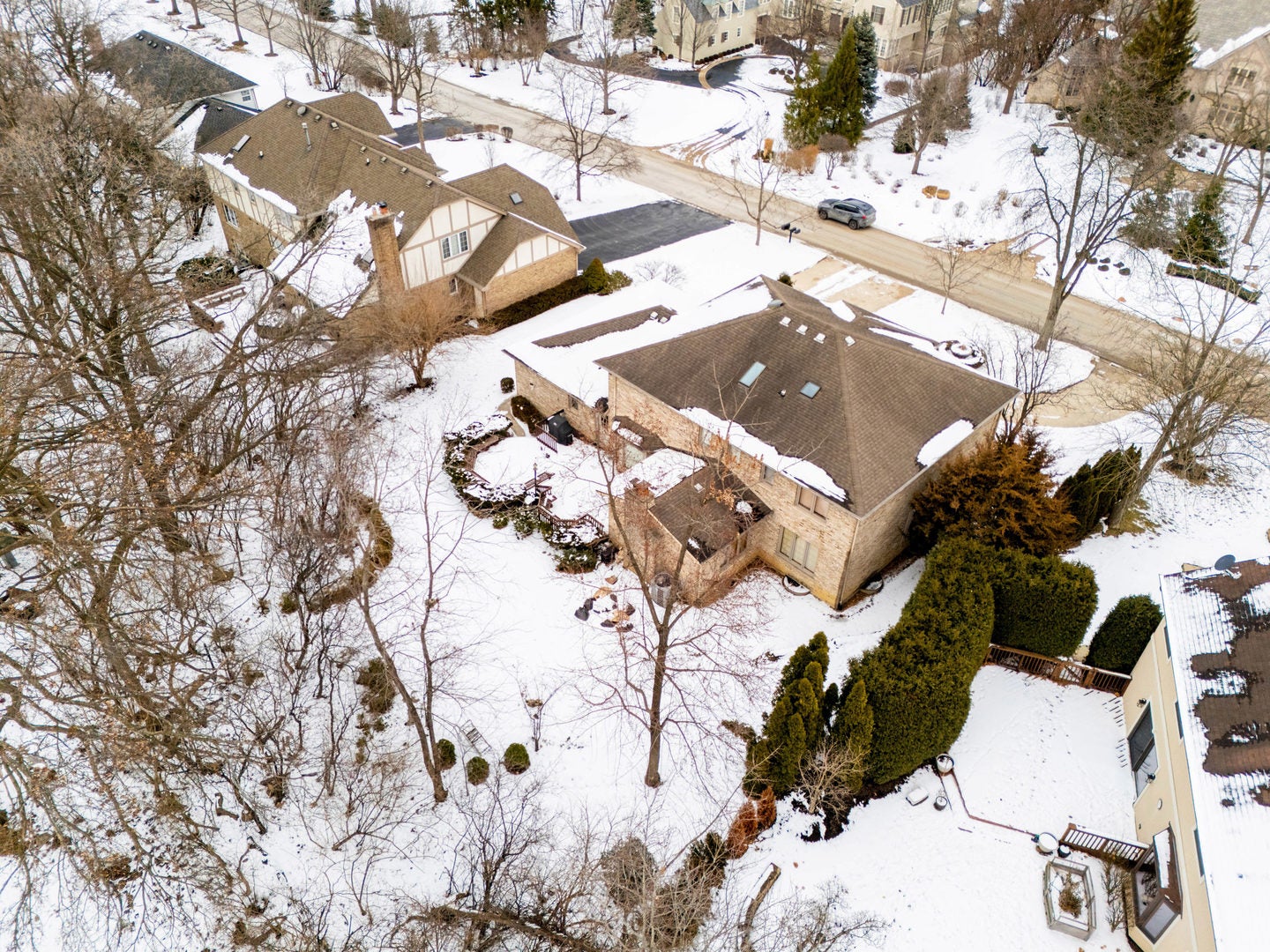 Burr Ridge, Illinois, 60527, United States, 4 Bedrooms Bedrooms, ,3 BathroomsBathrooms,Residential,Active,2015463