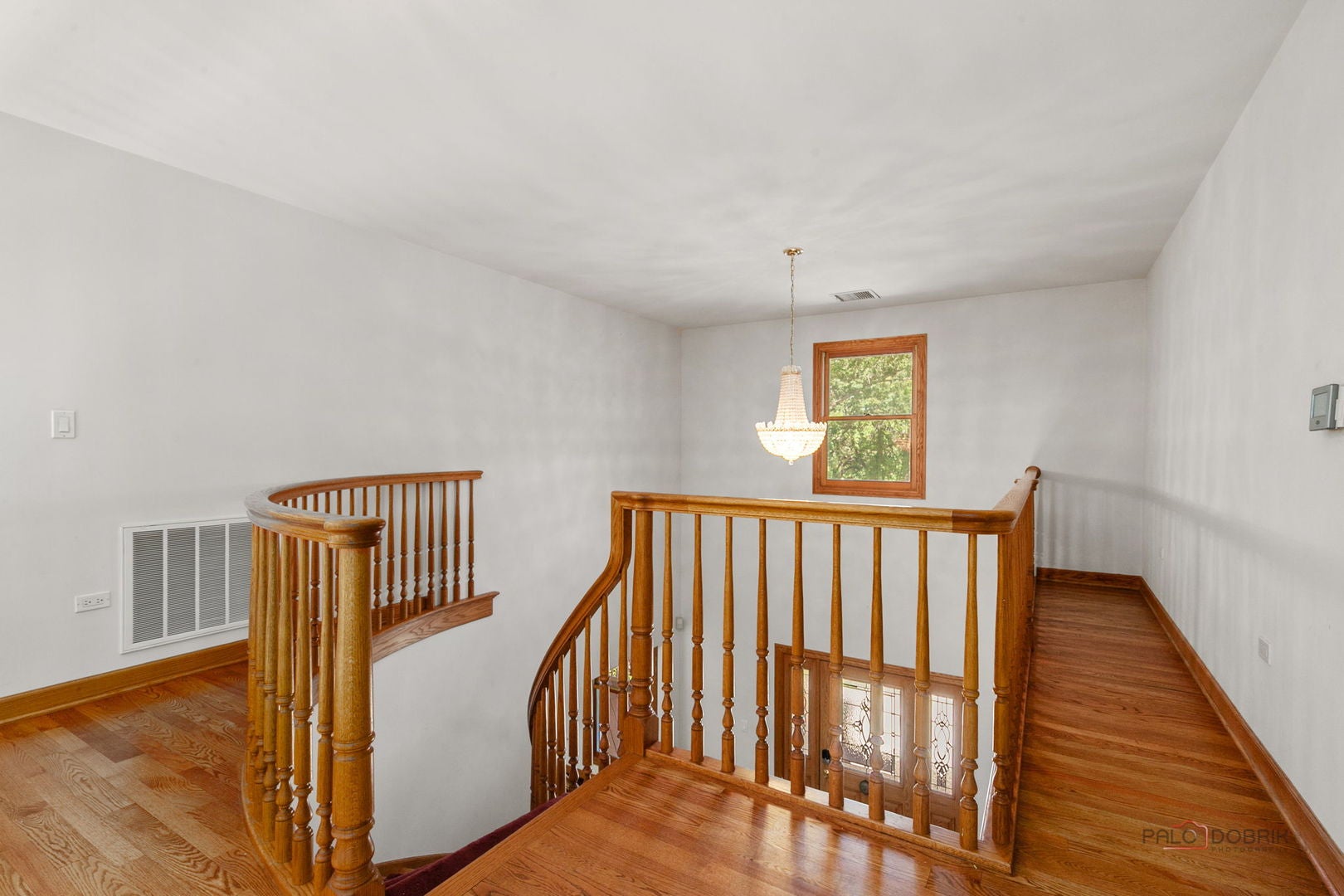 Mundelein, Illinois, 60060, United States, 4 Bedrooms Bedrooms, ,5 BathroomsBathrooms,Residential,Active,1934797