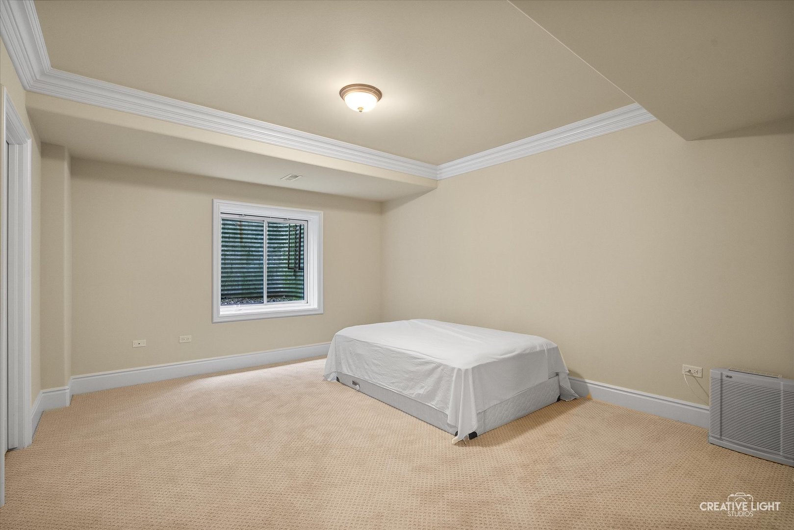 Oak Brook, Illinois, 60523, United States, ,7 BathroomsBathrooms,Residential,Active,1900406