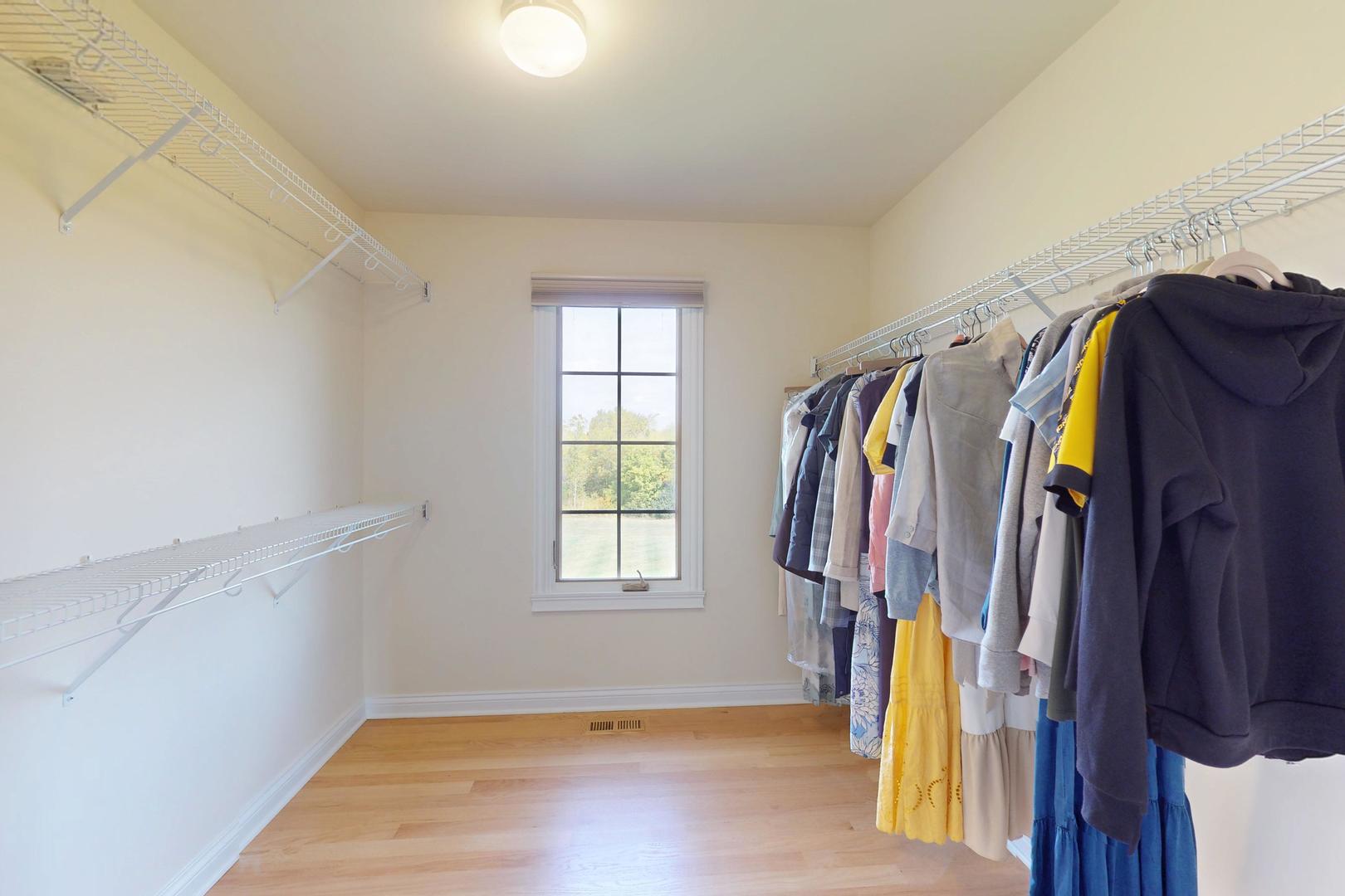 Hawthorn Woods, Illinois, 60047, United States, 5 Bedrooms Bedrooms, ,6 BathroomsBathrooms,Residential,Active,1969669