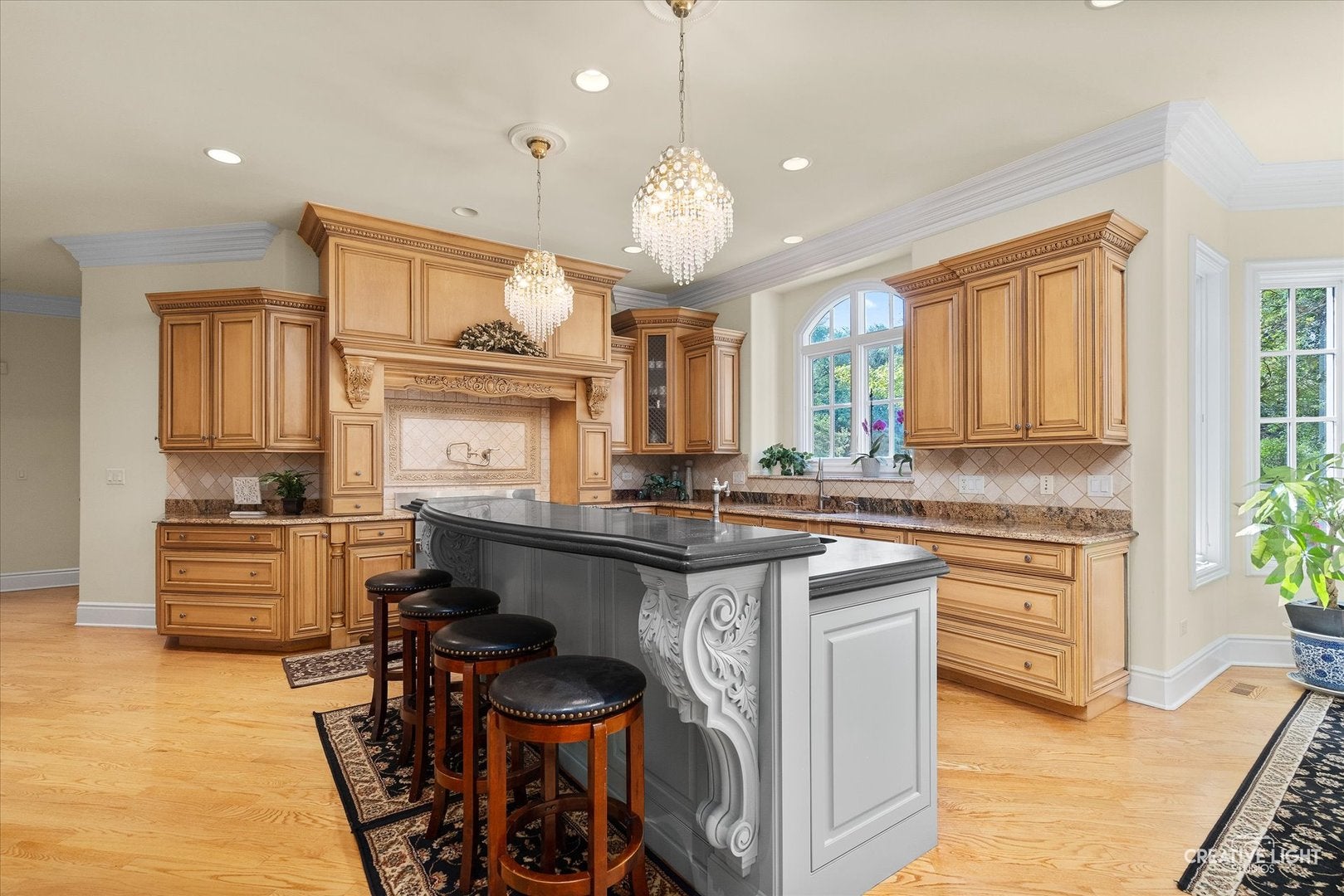 Oak Brook, Illinois, 60523, United States, ,7 BathroomsBathrooms,Residential,Active,1900406