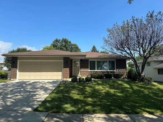 1964 W SPRING RIDGE DR, ARLINGTON HEIGHTS, IL 60004 - Image 1