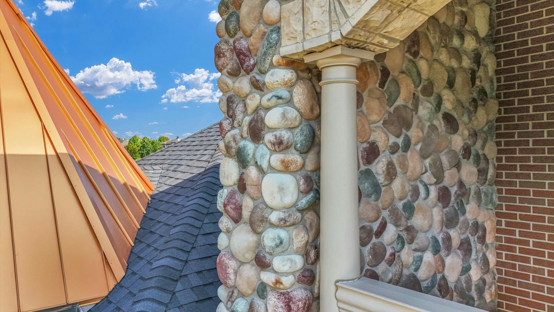 Champaign, Illinois, 61822, United States, ,Residential,Active,1701852