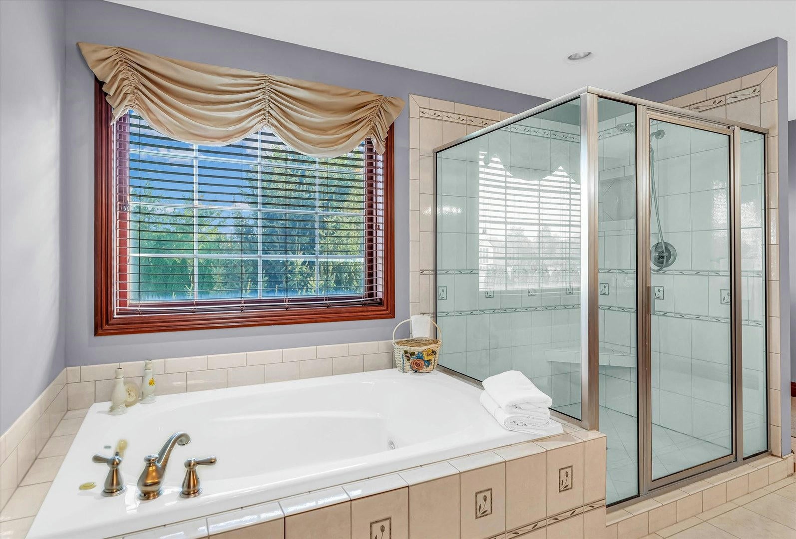 Champaign, Illinois, 61822, United States, ,Residential,Active,1701852