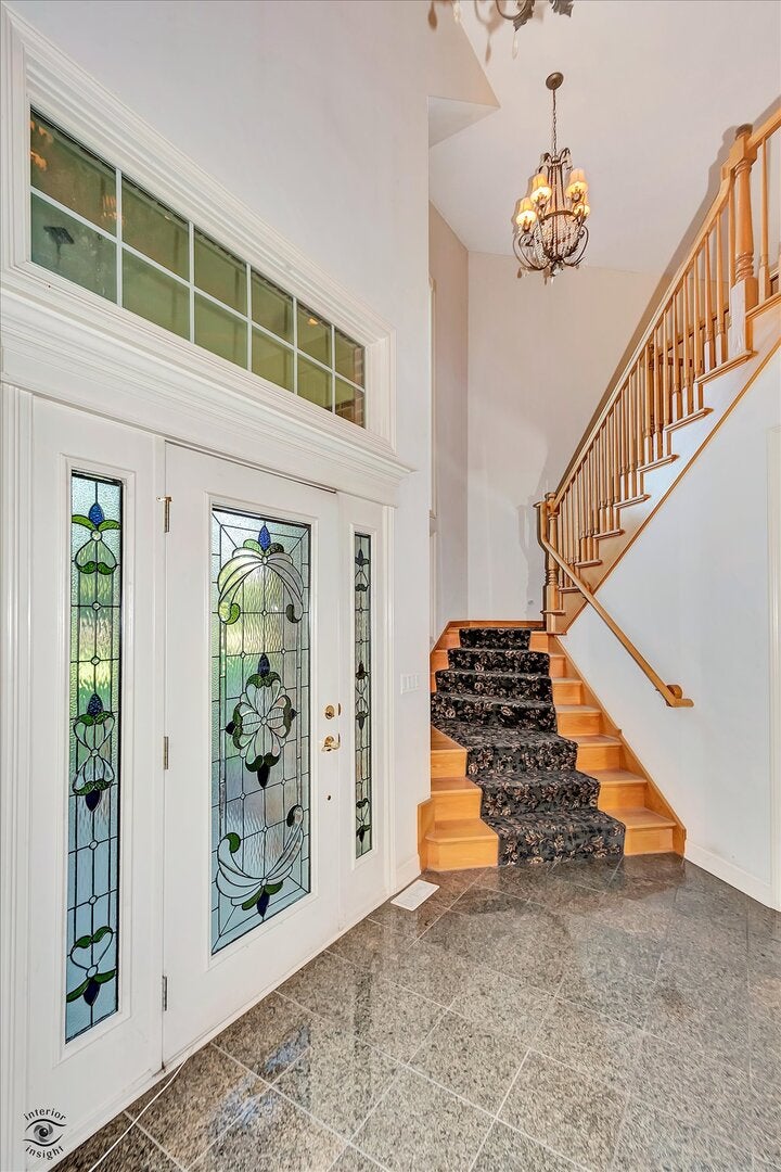 Shorewood, Illinois, 60404, United States, 5 Bedrooms Bedrooms, ,7 BathroomsBathrooms,Residential,Active,1926700