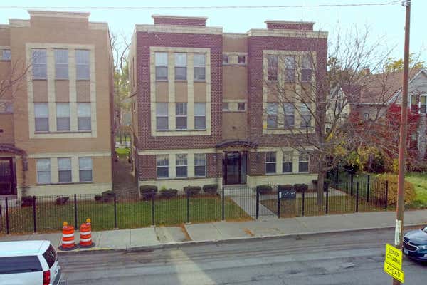 5911 W CORCORAN PL, CHICAGO, IL 60644 - Image 1