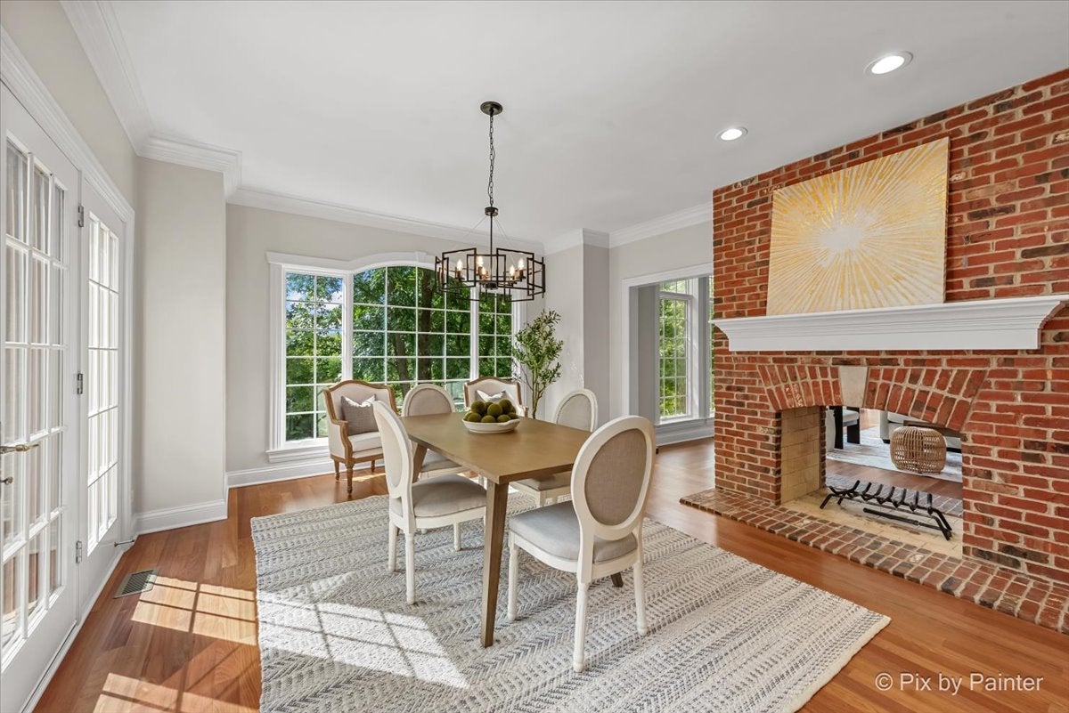 St. Charles, Illinois, 60175, United States, 5 Bedrooms Bedrooms, ,5 BathroomsBathrooms,Residential,Active,1959536