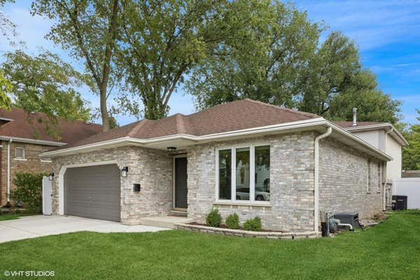 3935 PRAIRIE AVE, BROOKFIELD, IL 60513 - Image 1