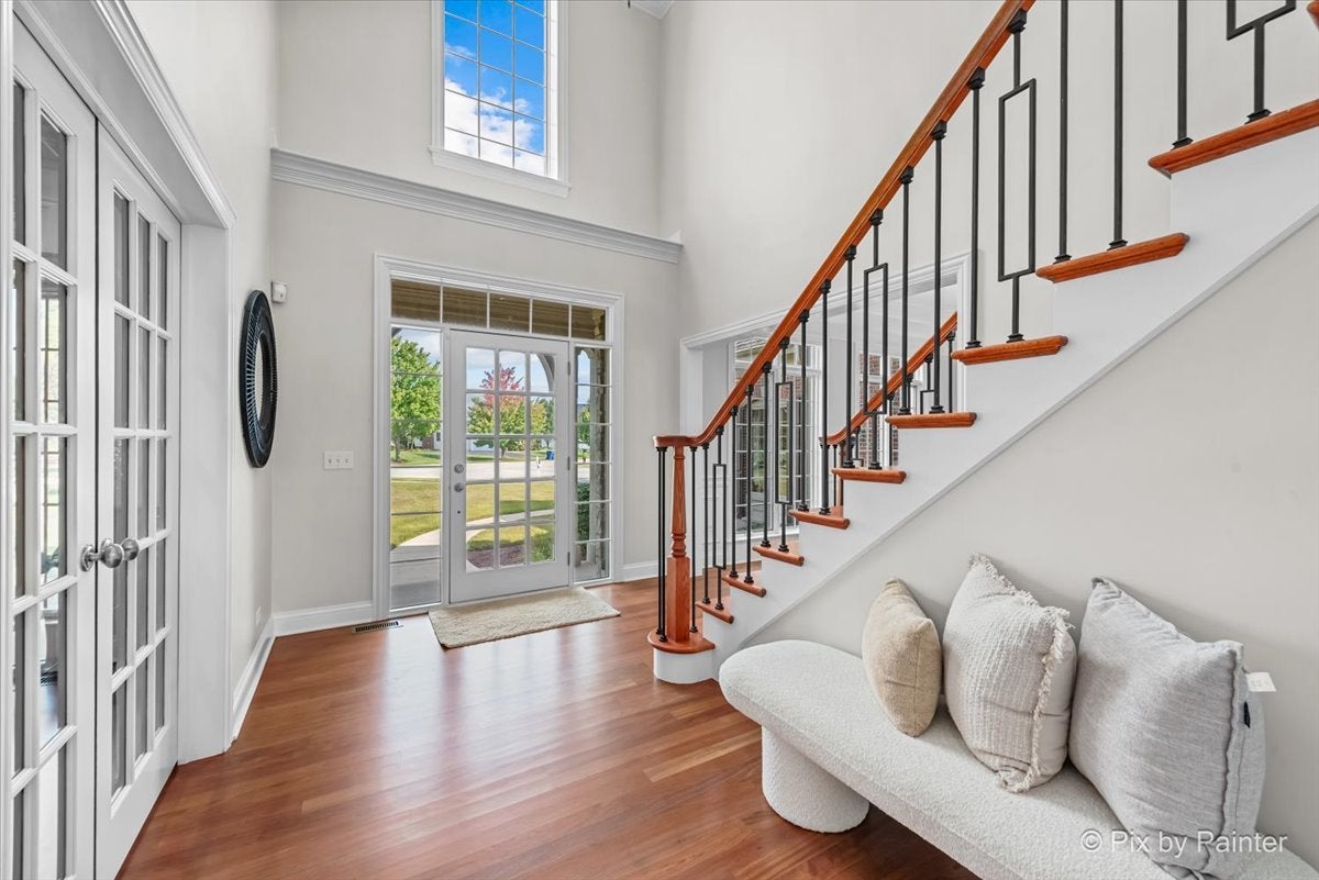 St. Charles, Illinois, 60175, United States, 5 Bedrooms Bedrooms, ,5 BathroomsBathrooms,Residential,Active,1959536