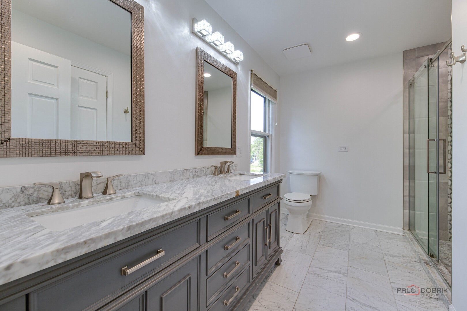Lincolnshire, Illinois, 60045, United States, 5 Bedrooms Bedrooms, ,4 BathroomsBathrooms,Residential,Active,1885006