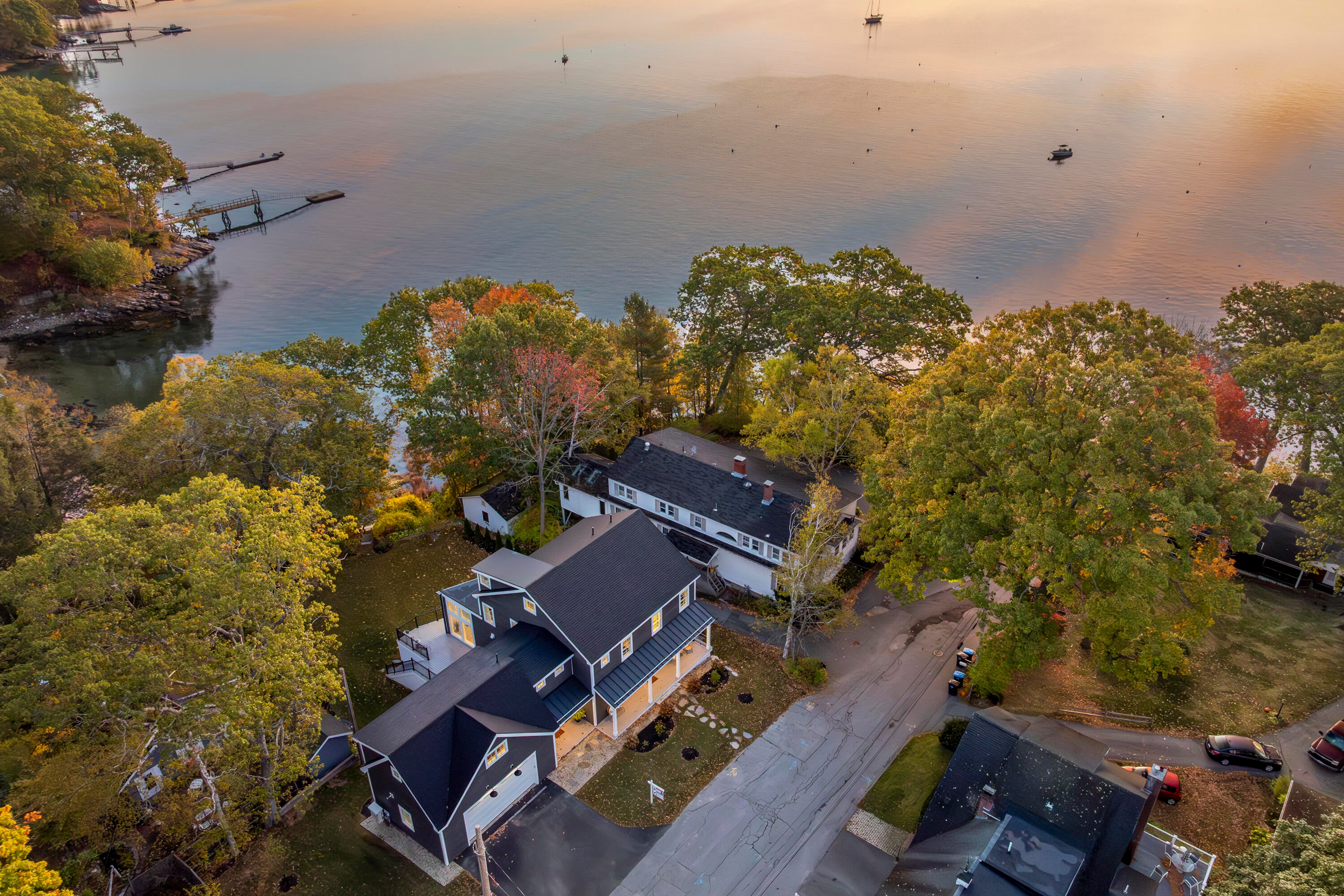 Falmouth, Maine, 04105, United States, 5 Bedrooms Bedrooms, ,6 BathroomsBathrooms,Residential,Active,2028555