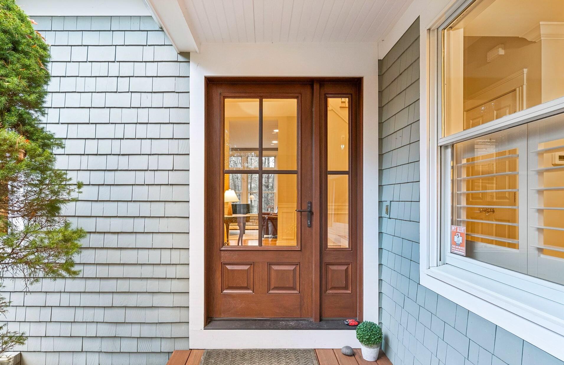 Falmouth, Maine, 04105, United States, 5 Bedrooms Bedrooms, ,4 BathroomsBathrooms,Residential,Active,2002327