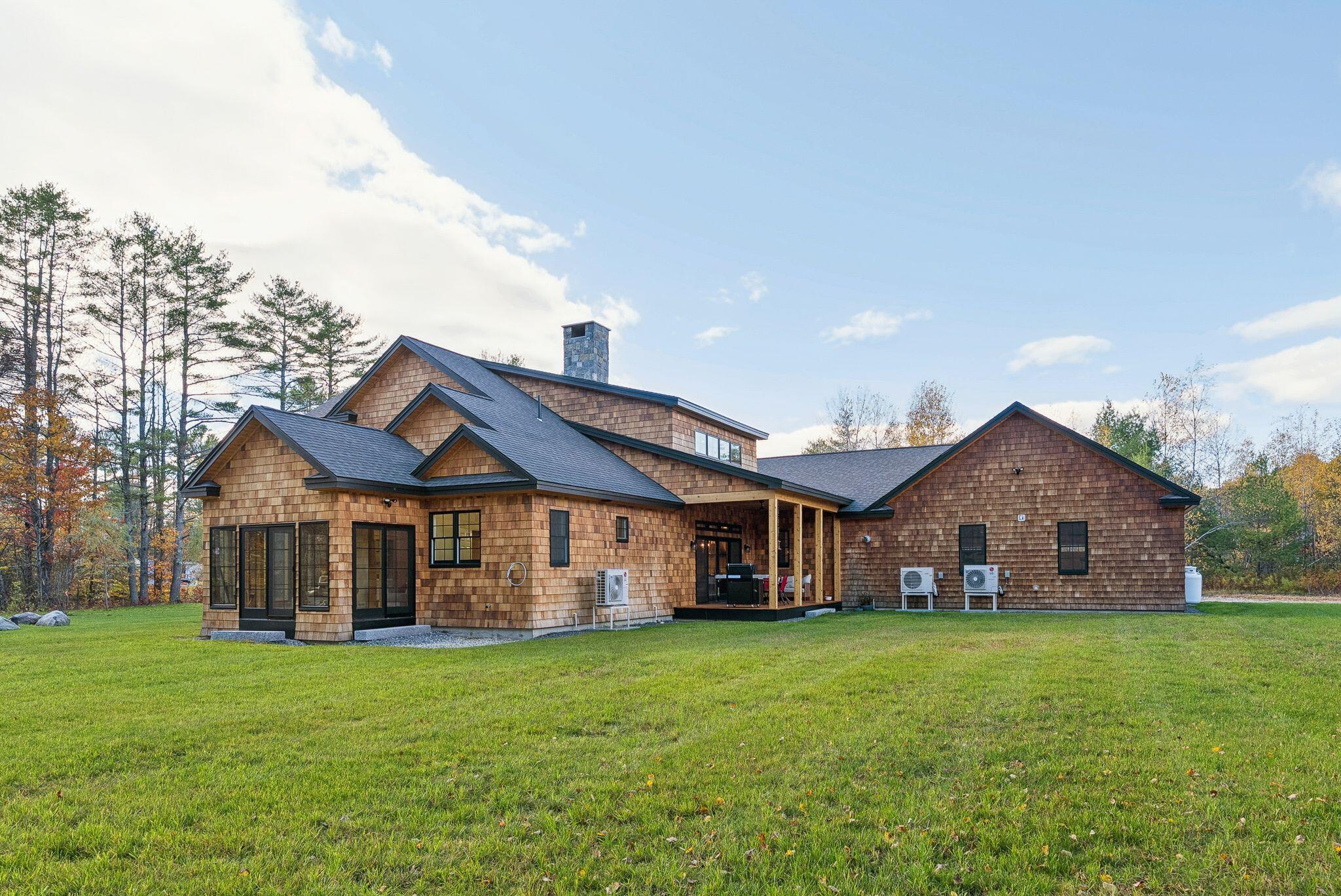 Casco, Maine, 04015, United States, 4 Bedrooms Bedrooms, ,5 BathroomsBathrooms,Residential,Active,1968106